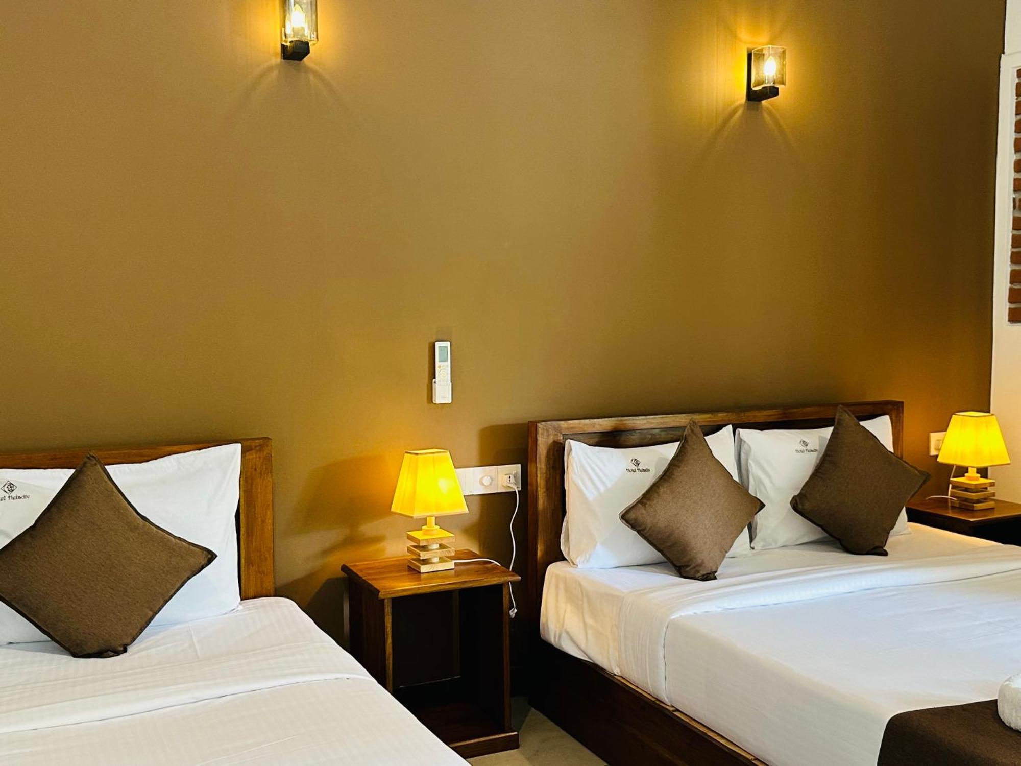 Hotel Heladiv Anuradhapura Exterior photo