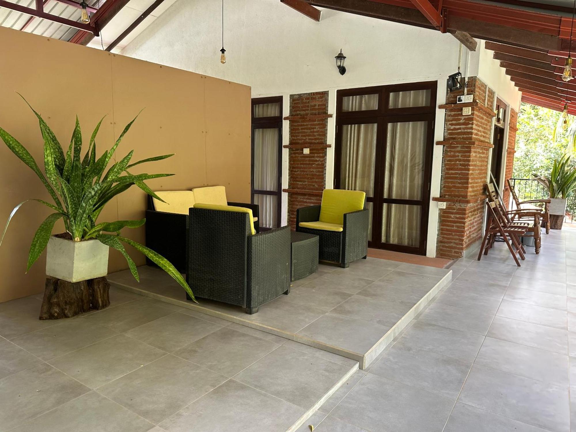 Hotel Heladiv Anuradhapura Exterior photo